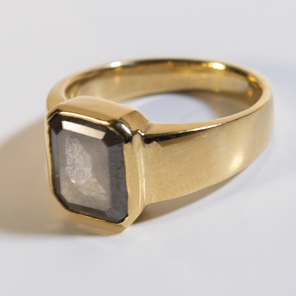 Anillo Personalizado en Oro 18K (Pieza Única)